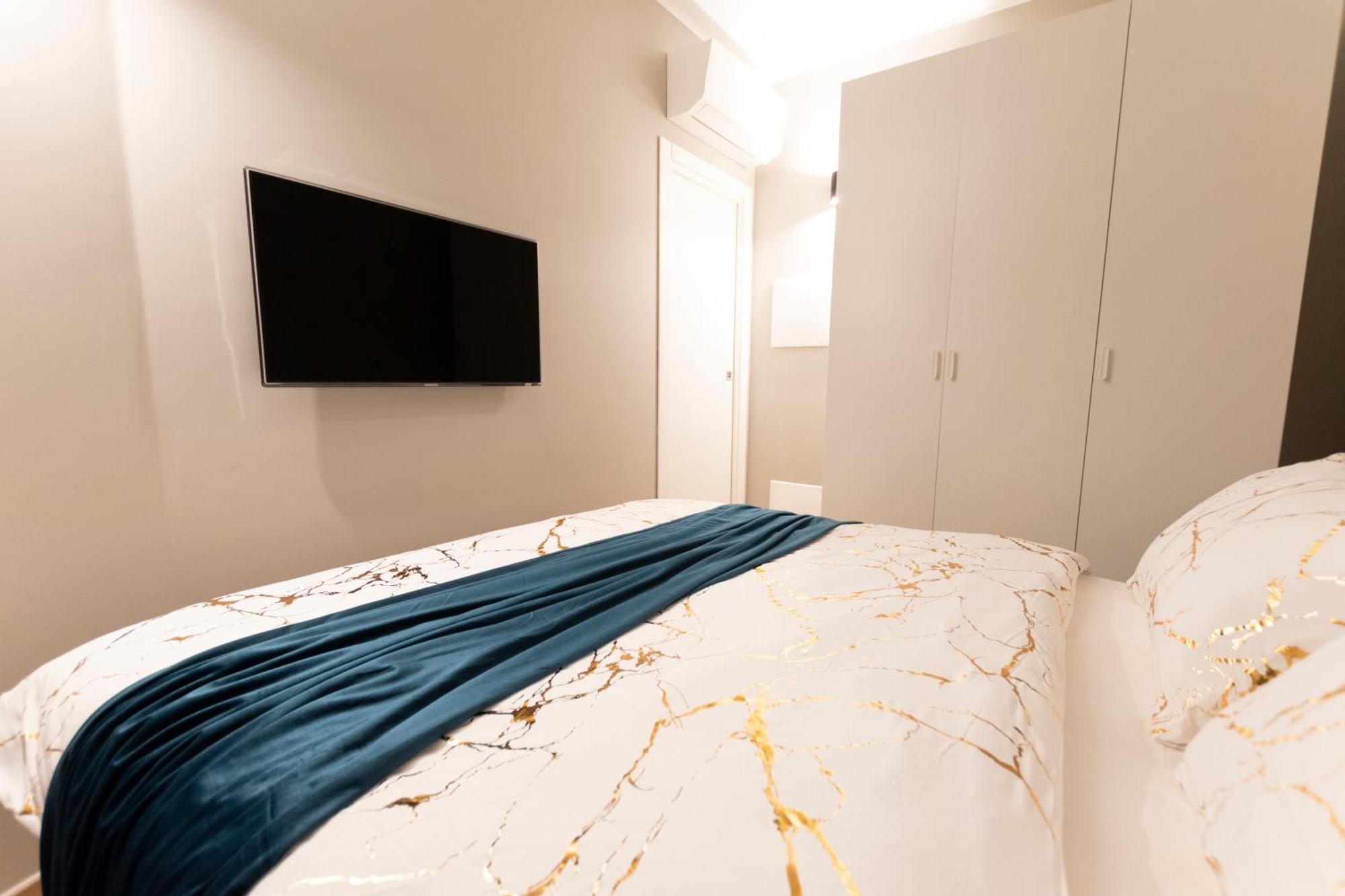 Apartamento Ihost Luxury -Free Parking- Plana 6 Milán Exterior foto