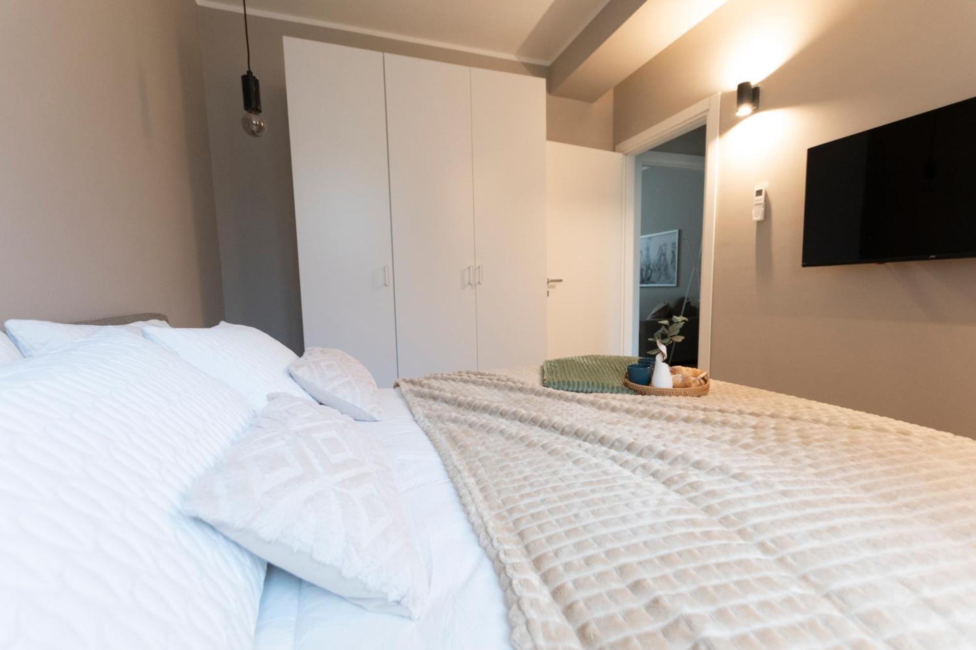 Apartamento Ihost Luxury -Free Parking- Plana 6 Milán Exterior foto