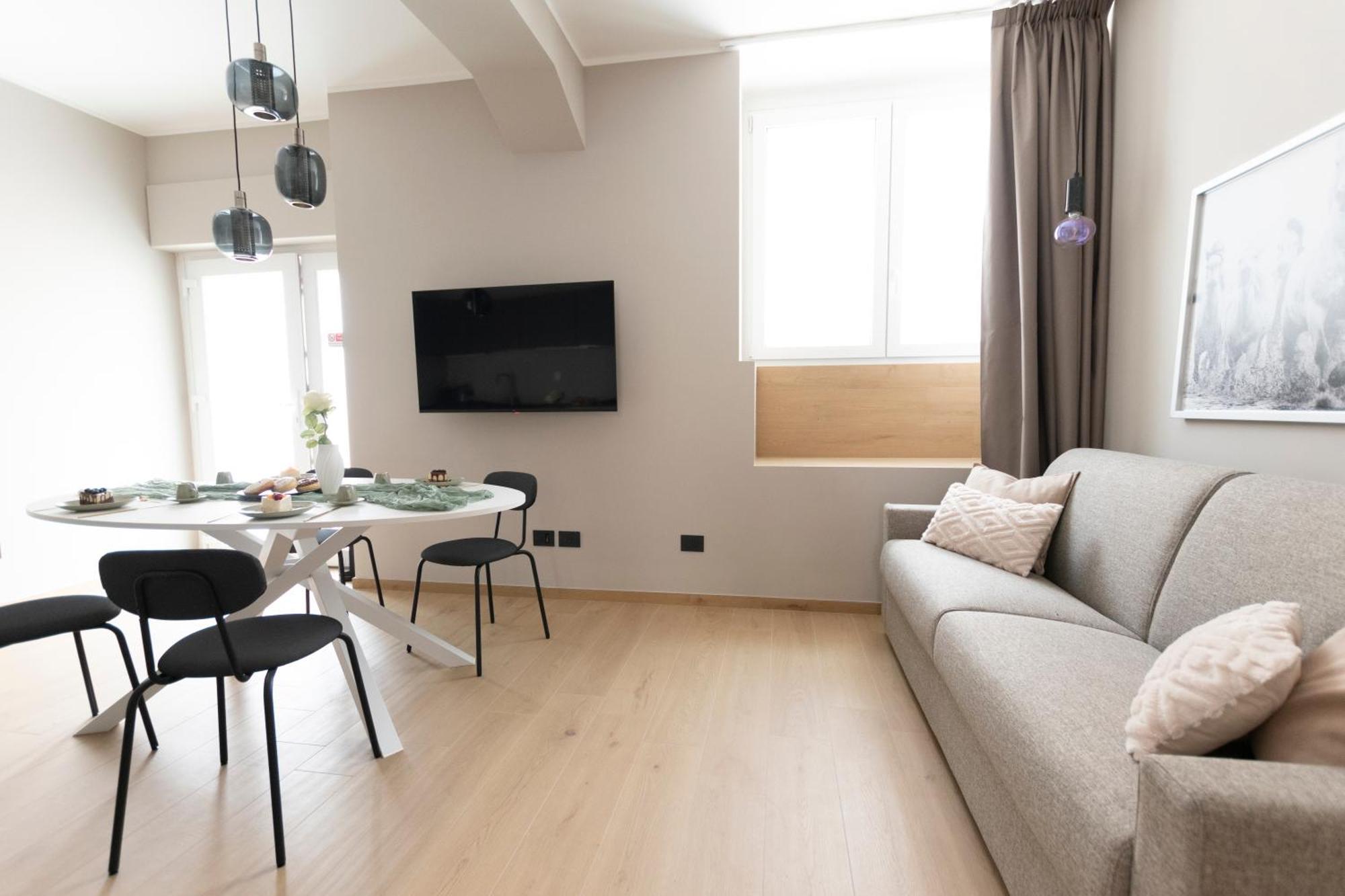 Apartamento Ihost Luxury -Free Parking- Plana 6 Milán Exterior foto